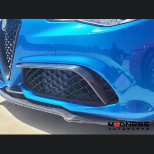 Alfa Romeo Giulia Front Canards - Carbon Fiber - V1 - Feroce Carbon - Base 